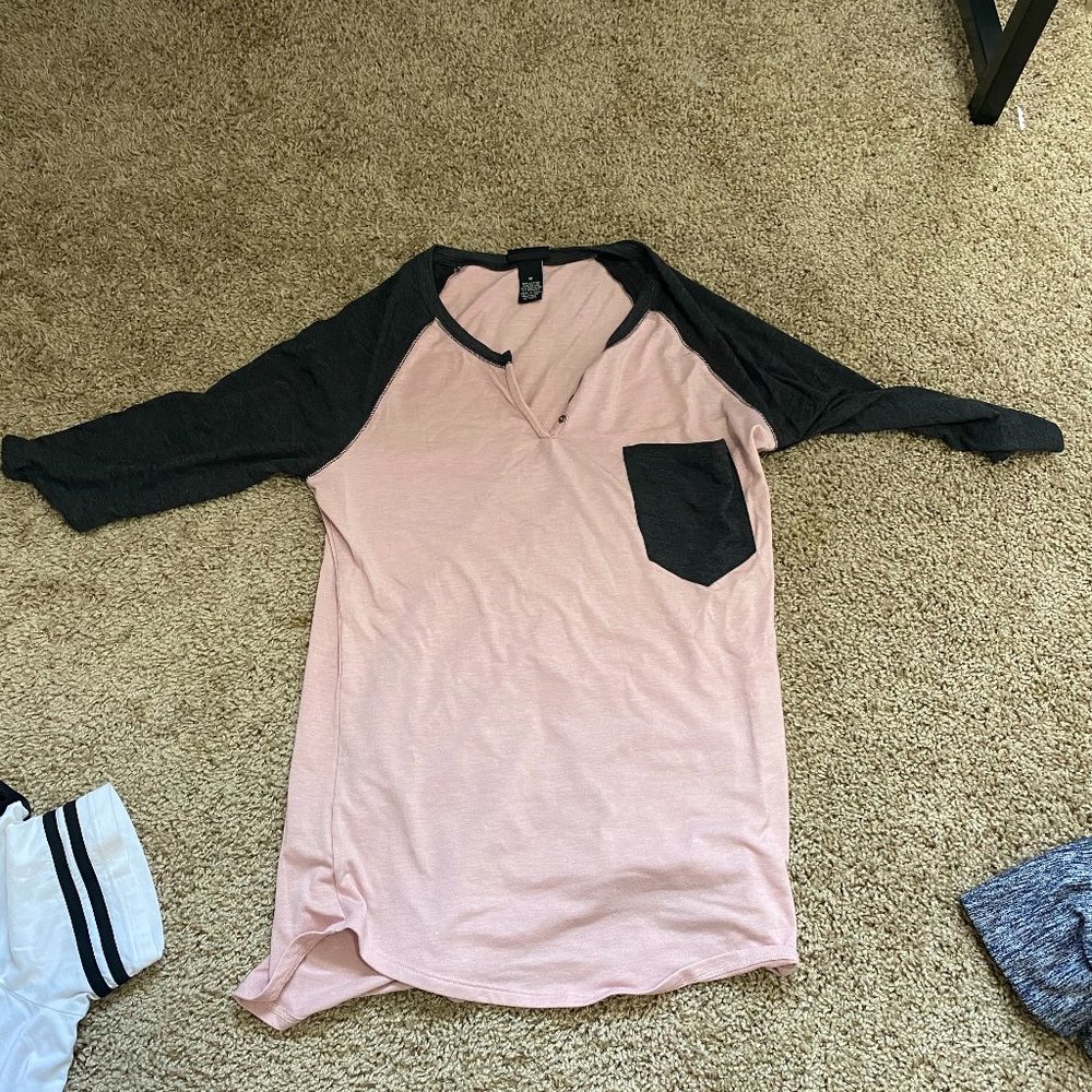 Half long sleeve, half short sleeve tshirt!